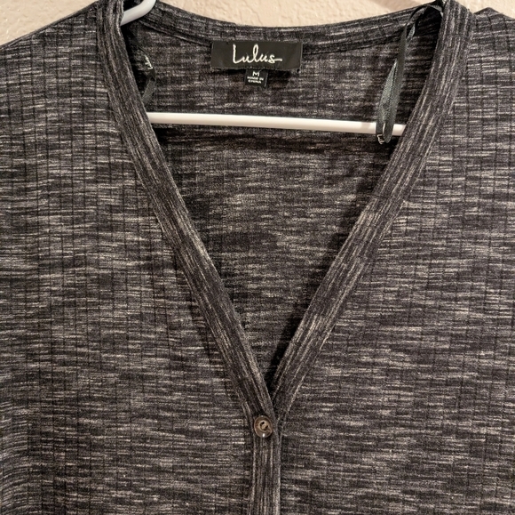 Lulus Jony heathered ribbed button up  midi Dres Medium,,3/4 bell sleeves NWT - Picture 3 of 11